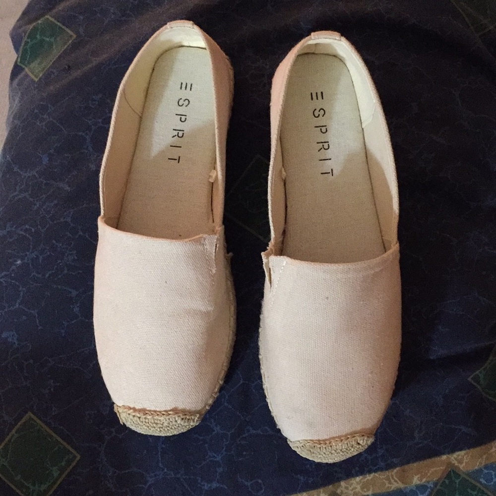 (EUC) Esprit Naples slip on shoes size 6.5